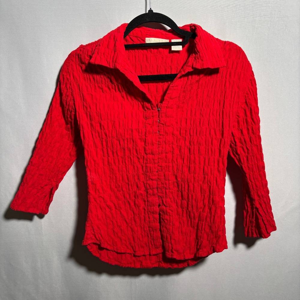 Andrew & Co Bright Red Hook & Eye Polo Top Ruffled Textured Y2K 3/4‎ Sleeve M